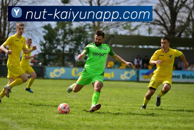 凯肖恩乔治22岁前表现惊艳30分10板5三分2断2帽追平文班卢卡数据